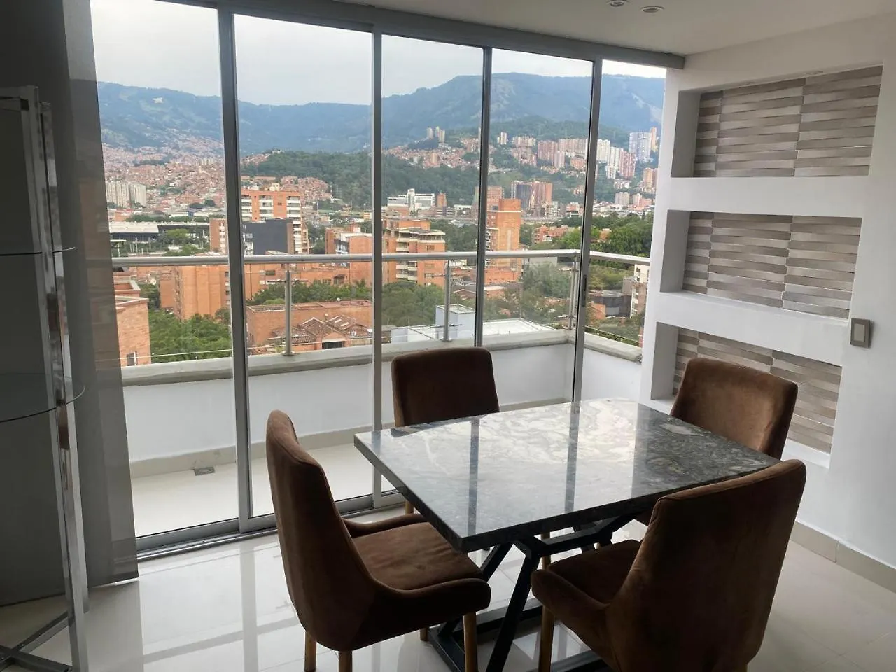 Hermoso Y Nuevo Apartamento En Conquistadores 1601 Apartment Medellin